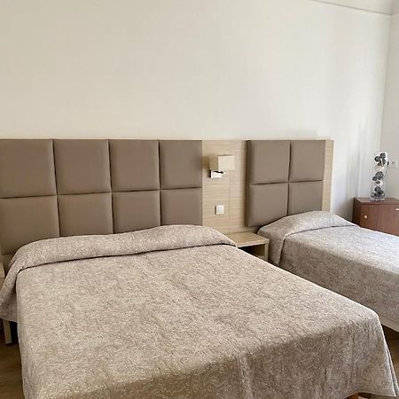 Hotel Lutetia Cannes Ngoại thất bức ảnh