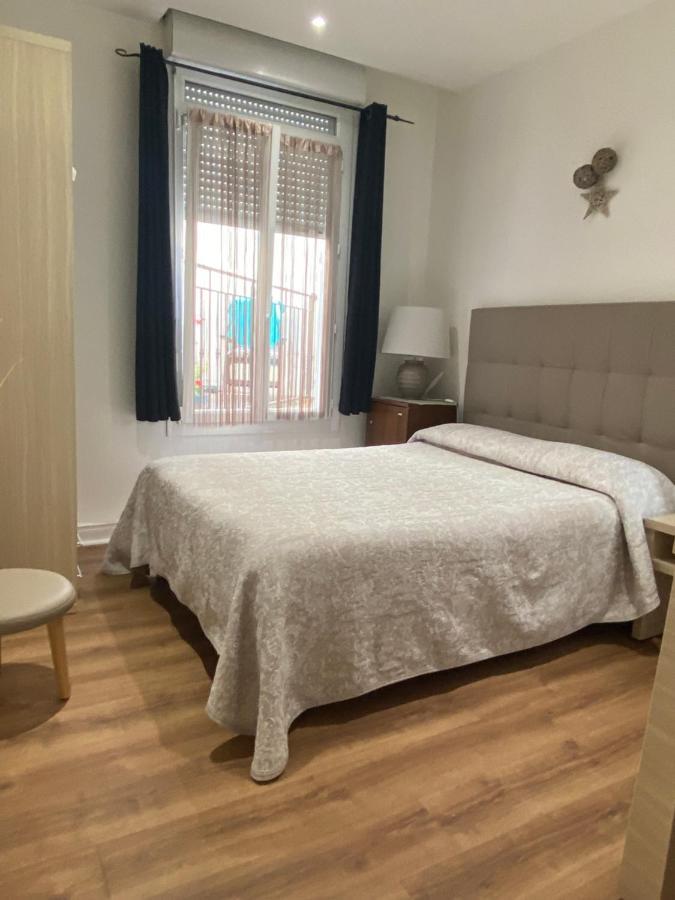 Hotel Lutetia Cannes Ngoại thất bức ảnh